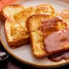 Picard 2 brioches façon pain perdu, sauce caramel* Brioches