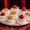 Picard 8 mini-pavlovas, 4 fruits exotiques, 4 framboise* Macarons, Mignardises|Desserts Pâtissiers