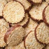 Picard Biscuits meringués noisettes et chocolat au lait* Biscuits