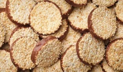 Picard Biscuits meringués noisettes et chocolat au lait* Biscuits