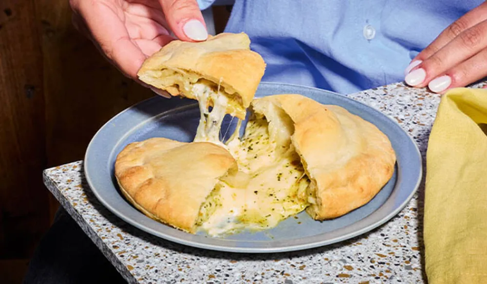 Picard Burrata al forno, burrata entière et sauce pesto* Pizzas Créatives|À Partager