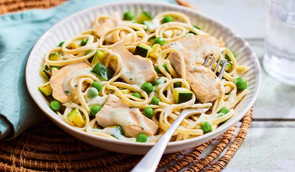 Picard Emincés de dinde sauce au citron, linguine complète et légumes verts* Gamme Plus D'Équilibre|Viandes, Volailles Cuisinées