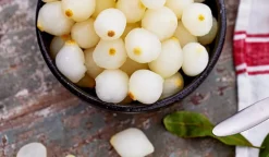Picard Petits oignons blancs entiers, épluchés* Produits Nutri-Score A|Oignons, Ails, Échalotes